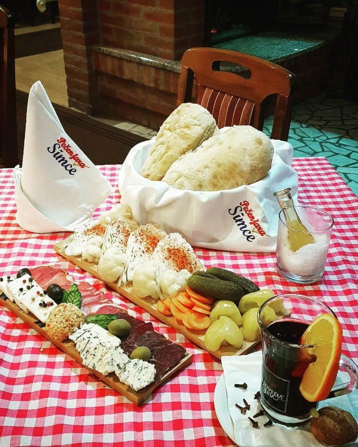 Konaciste Simce Bed & Breakfast Kraljevo Luaran gambar