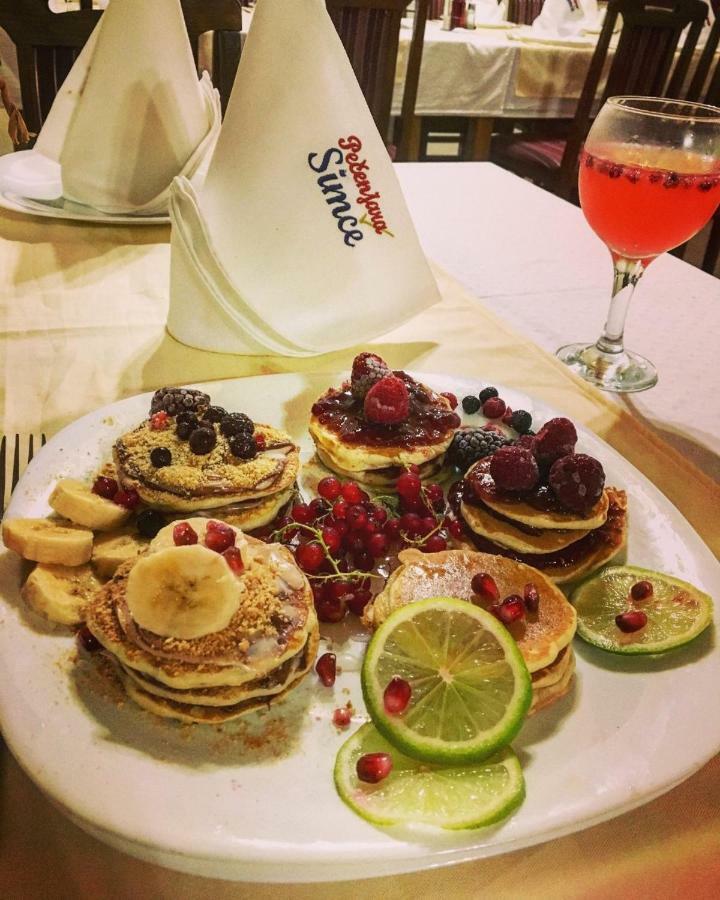 Konaciste Simce Bed & Breakfast Kraljevo Luaran gambar