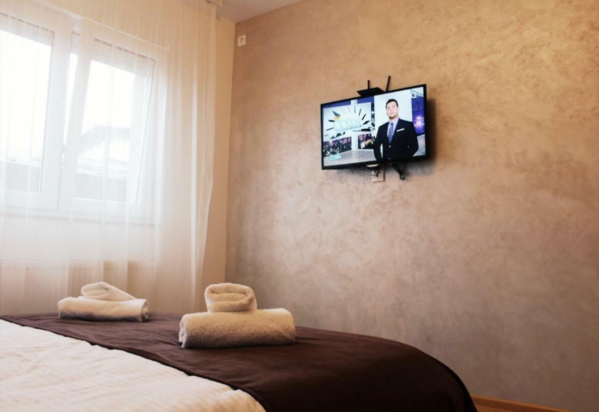 Konaciste Simce Bed & Breakfast Kraljevo Luaran gambar