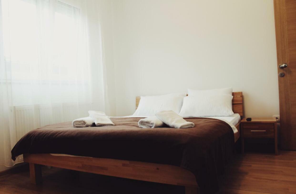 Konaciste Simce Bed & Breakfast Kraljevo Luaran gambar